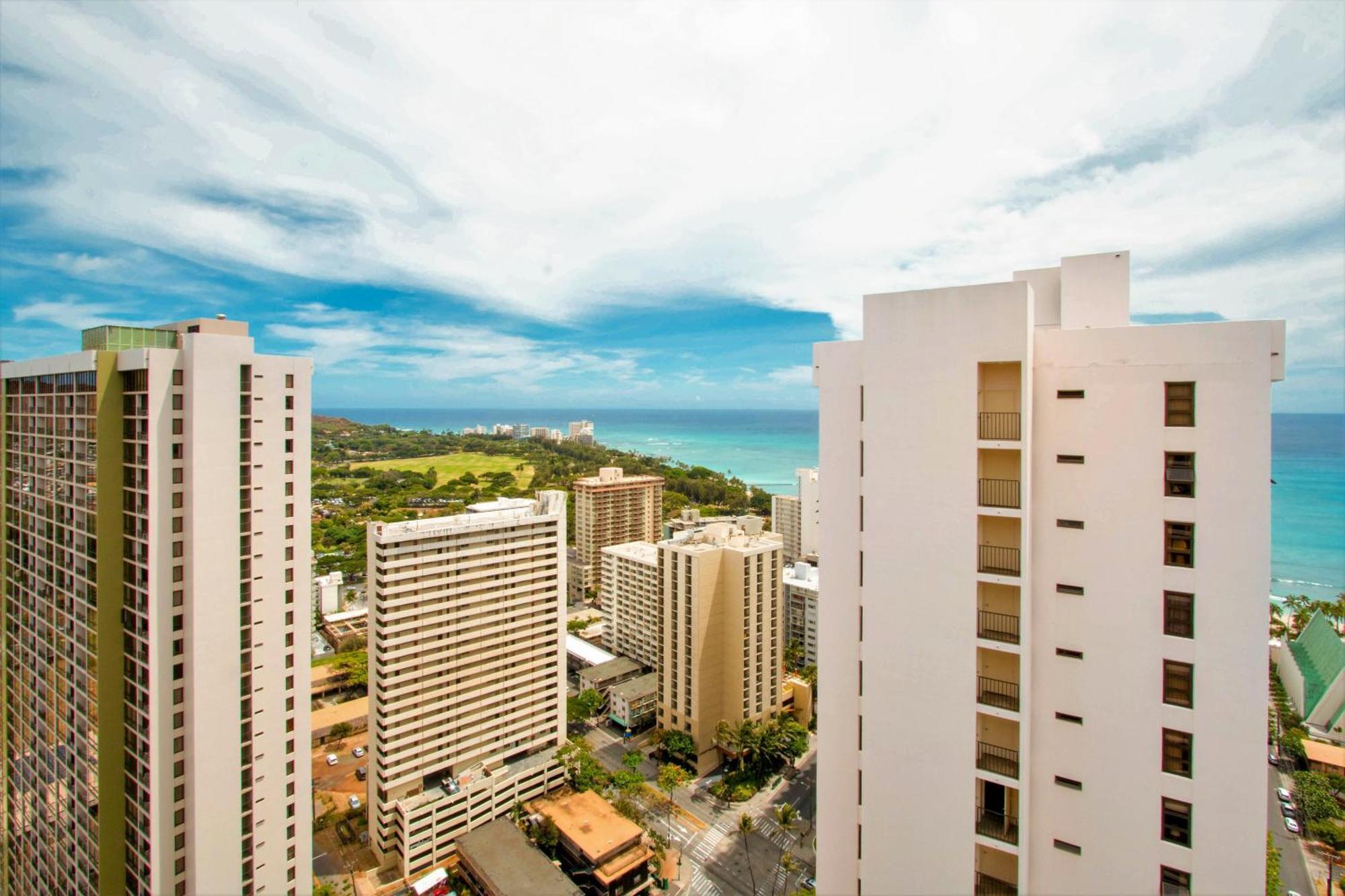 Waikiki Banyan With Panoramic 37th Floor Ocean Views Apartment Honolulu